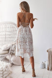 Vestido Médio de Renda e Costas Nua