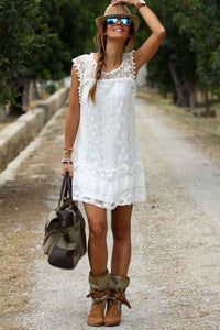 Vestido Mini de Renda Pom Pom